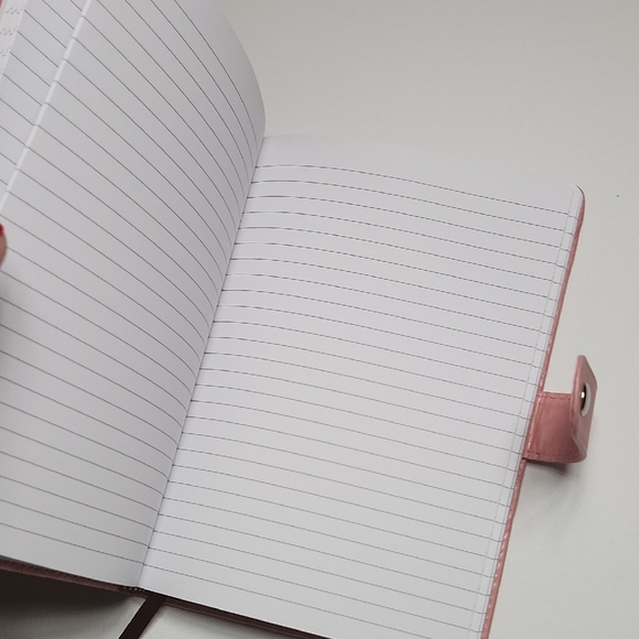 Pink Heart Patterned Notebook - Picture 4 of 9